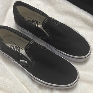 Vans Men's Black Slip-On Sneakers Mens 7 Womens 8-1/2 Worn Few Times